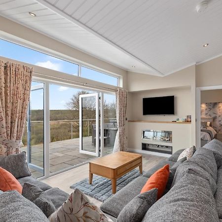 Valley View Lodge - Luxury Lodge, Hot Tub, Close To Beach Penally Exteriör bild