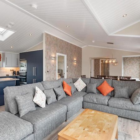 Valley View Lodge - Luxury Lodge, Hot Tub, Close To Beach Penally Exteriör bild