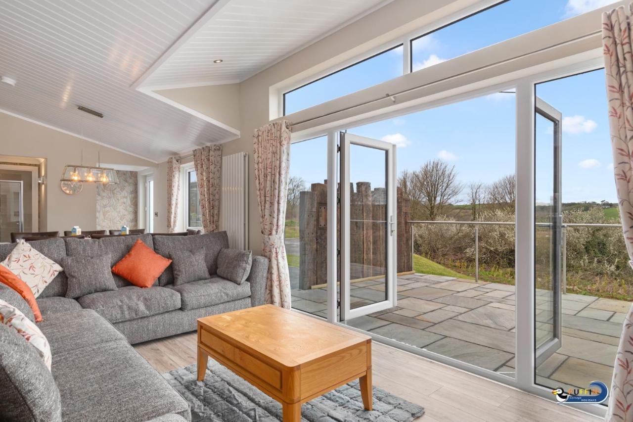 Valley View Lodge - Luxury Lodge, Hot Tub, Close To Beach Penally Exteriör bild