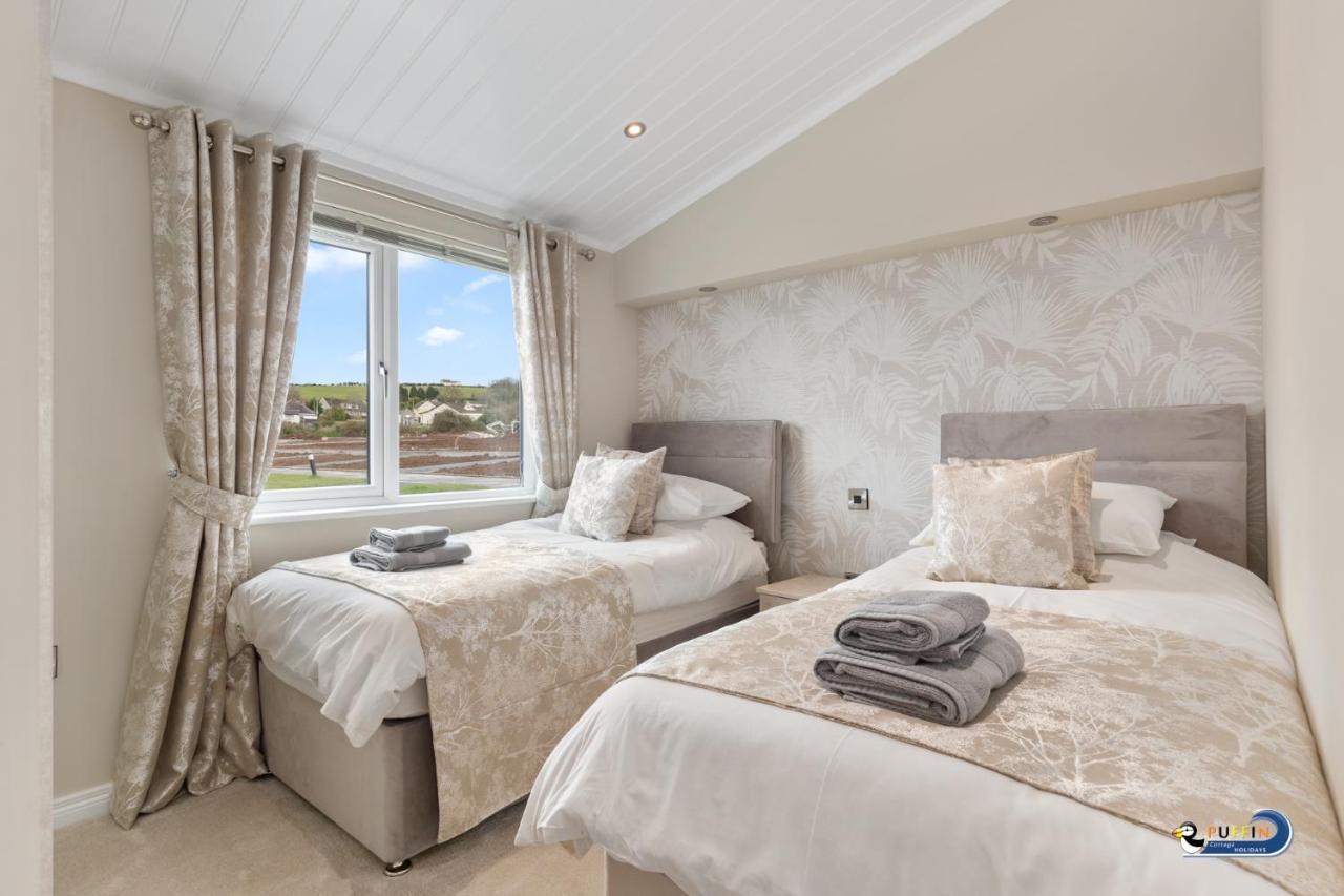 Valley View Lodge - Luxury Lodge, Hot Tub, Close To Beach Penally Exteriör bild