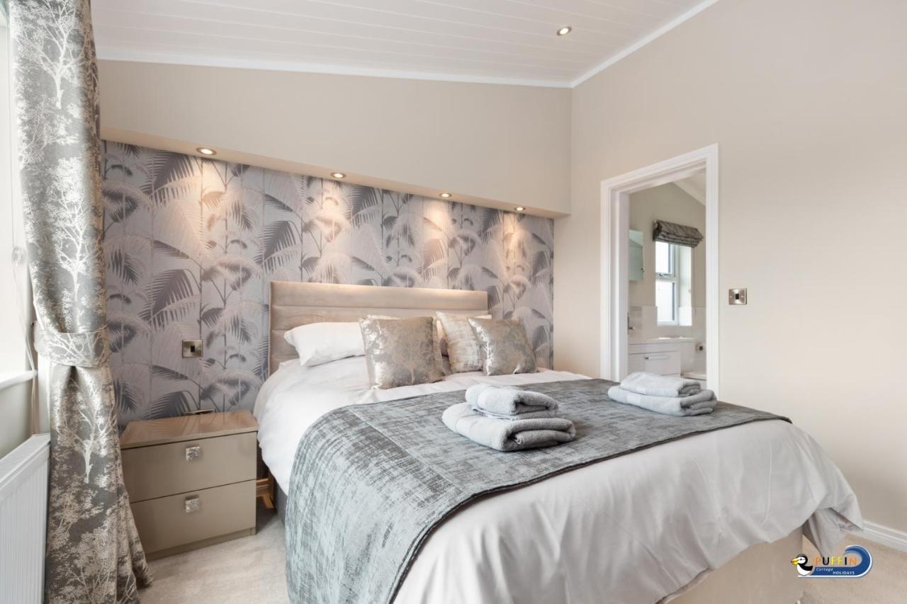 Valley View Lodge - Luxury Lodge, Hot Tub, Close To Beach Penally Exteriör bild