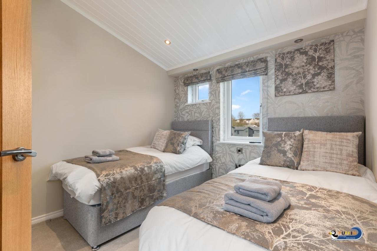 Valley View Lodge - Luxury Lodge, Hot Tub, Close To Beach Penally Exteriör bild